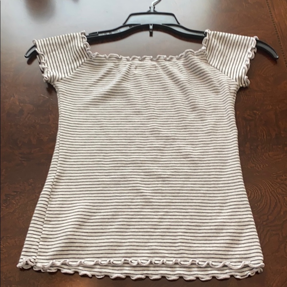 Black&White Striped Shirt - Picture 4 of 5